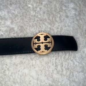 Black Tory Burch belt